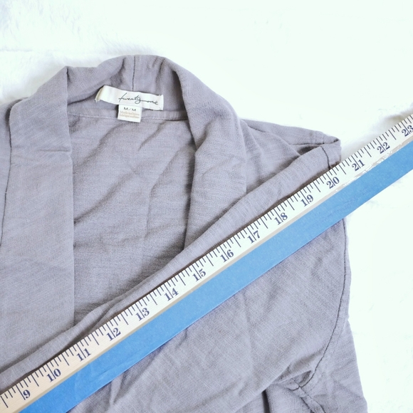 ⭐ 3/$15 ⭐ Forever 21 cardigan - Picture 8 of 9